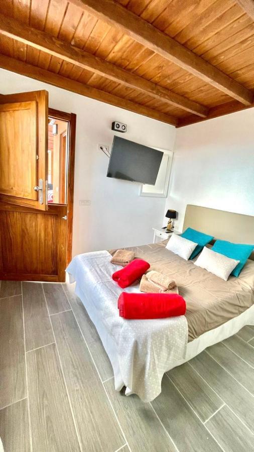 Villa Marie Agradable Y Tranquila Maison Con Piscina คอร์ราเลโฮ ภายนอก รูปภาพ
