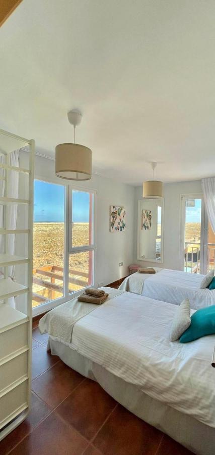 Villa Marie Agradable Y Tranquila Maison Con Piscina คอร์ราเลโฮ ภายนอก รูปภาพ